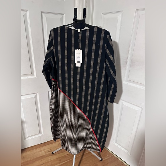 Chic Black and Red Long Sleeve Dress - Buykud - Picture 2 of 4